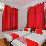Oyo 17168 Hz Lodge