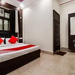 Oyo 73851 Hotel Hyderabad Comfort Lakdikapul
