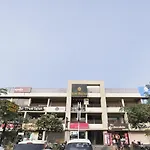 Oyo 35856 Padma Residency