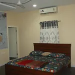 A Convenient Home Stay In City Centre - Ameerpet