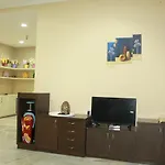 A Convenient Home Stay In City Centre - Ameerpet