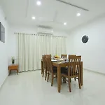 Aptly Premium Serviced Apartments - A Brand Unit Of Skyla