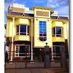 Bliss Inn Suites