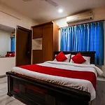 Oyo 17206 Maanne Hospitality Services