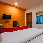 Oyo 17206 Maanne Hospitality Services