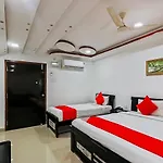 Oyo 13062 Kamala Residency-Inn