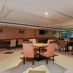 Capital O 35958 Hotel Lake View