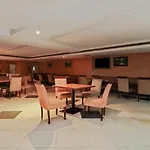 Capital O 35958 Hotel Lake View