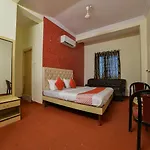 Oyo 10599 Hotel R Inn Residency