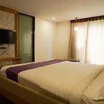 Golden Lotus Hotel