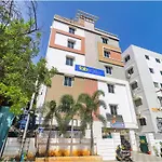 Fabhotel Broholic - 200M From Care Hospitals - Hitech City