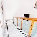 Servostay Kukatpally Spacious 5 Bhk Duplex In Vivekananda Nagar With Parking