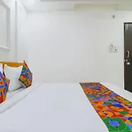 Fabhotel Green Leaf