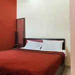 Spot On Ay Hotel Near Charminar