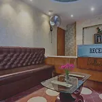 Collection O The Crown Hotel