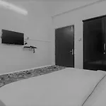 Fabexpress Visitors Inn