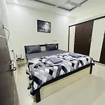 Bigson Service Apartments Gachibowli