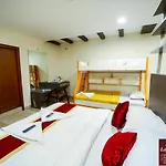 Hotel Lotus Grand