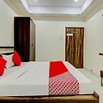 Oyo Flagship 75008 Delta Suites Near Nexus Hyderabad