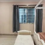 4-Bedroom Elegant And Spacious Ac Apartment Only For Families, Prime Location, Just 100M From Main Road!