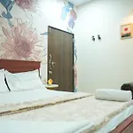 Ac Queen Room Near Wipro Circle Gachibowli