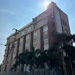 Hotel Elite By Signature Group