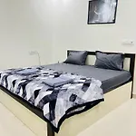 Abode Stayz Service Apartments