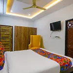 Fabhotel Cozy
