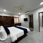 Hotel Dolphin