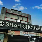 Collection O High Way Grand Luxury Rooms
