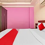 Collection O Sai Paradise Luxury Rooms
