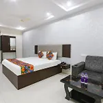 Fabhotel Royal Signature - Nr Hitech City