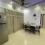 Srt Homely Stay With All Amenities