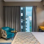Hotel B Plus L