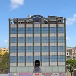 Super Townhouse Oak Lb Nagar Ramoji
