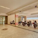 Homely 3Bhk Apartment In The Heart Of The City