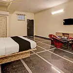 Hotel O Living Tree Suites
