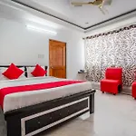 Hotel O Mint Leaves Near Alcazar Mall