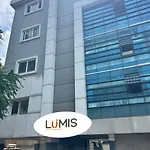 Lumis Studio Apartment