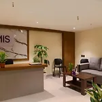 Lumis Studio Apartment