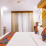 Fabhotel Wr Grand - Nr Renova Hospital, Banjara Hills