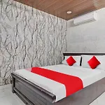 Hotel O Raghavendra Lodge