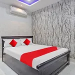 Hotel O Raghavendra Lodge