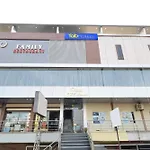 Fabhotel Srs Grand - Nr Mahindra University, Gandi Maisamma