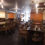 Blossoms Room Hotel Holidays Inn Plaza- Free One Meal