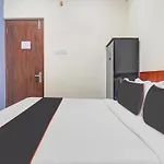 Super Hotel O Square Unique Suites