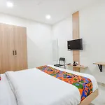 Fabhotel Narsingi - Nr Global Eye Hospital, Narsingi