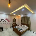 Modern 3Bhk Penthouse In Rajendranagar By Skyline Homestays