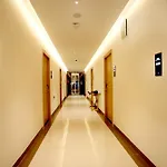 Oak Business Hotel