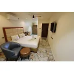 Hotel Chutneys